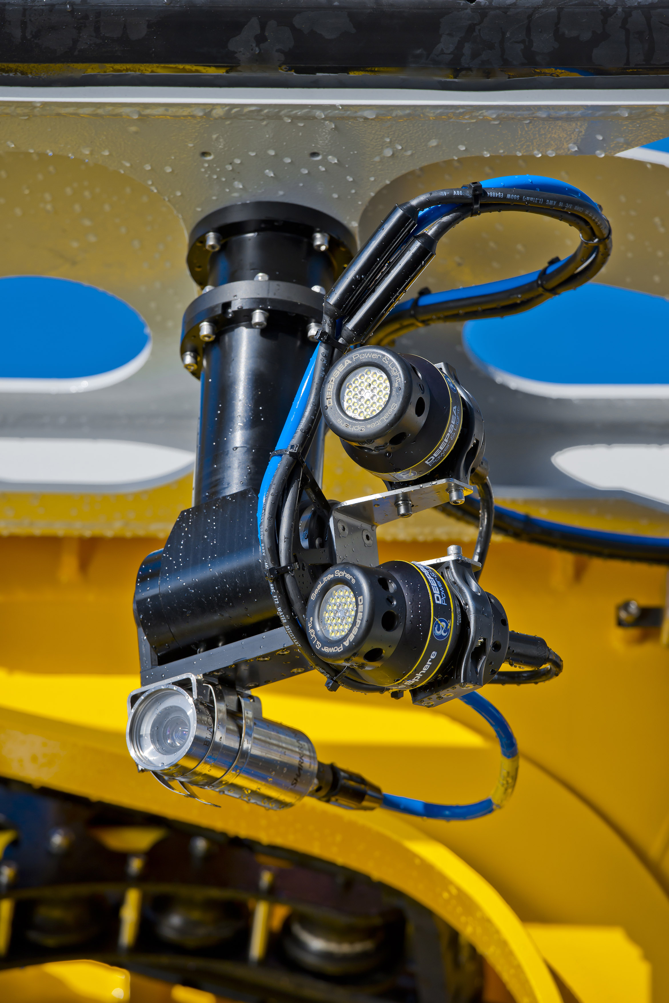 Actuade pan and tilt unit in field use